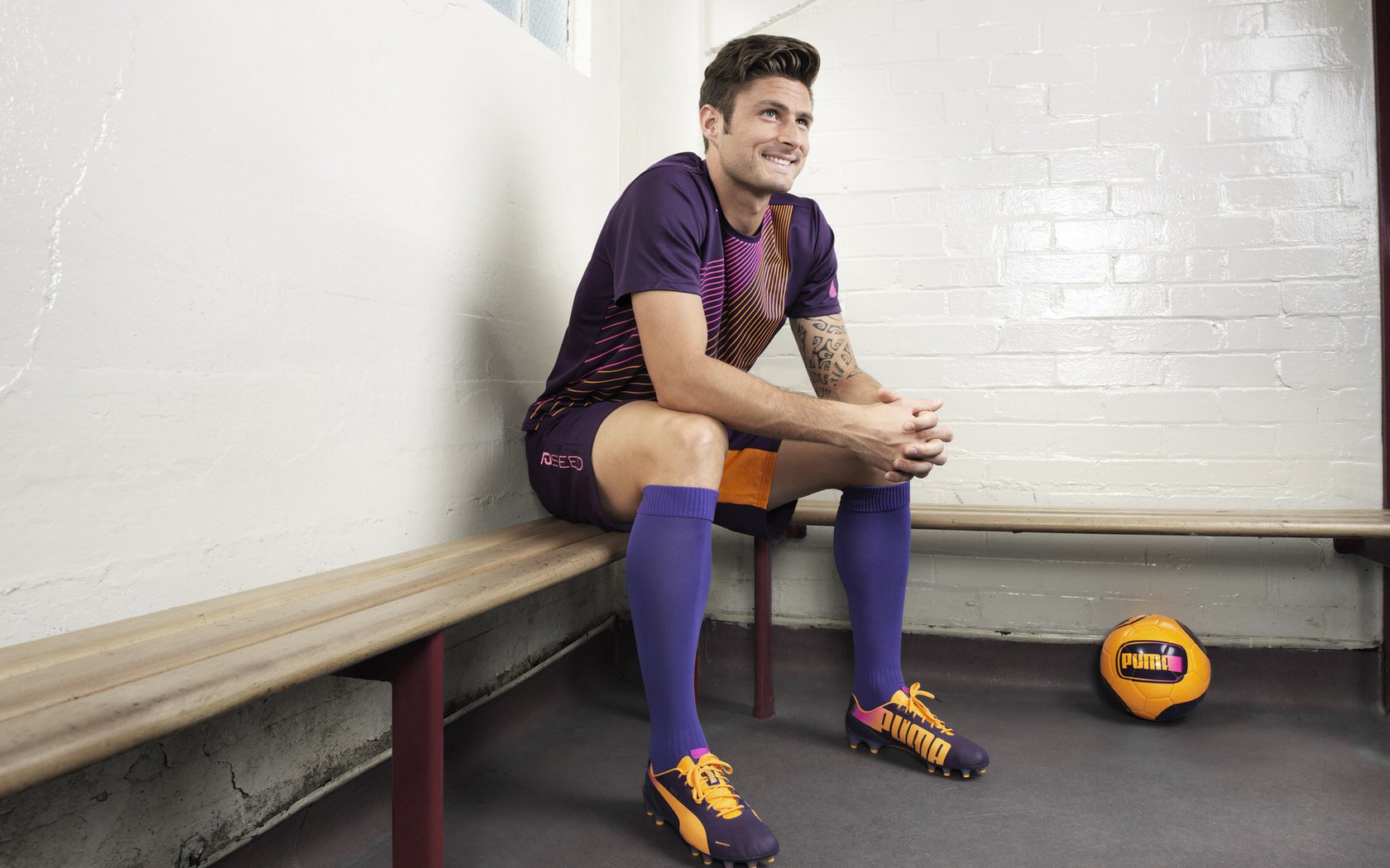 _天空漂浮、地面滑行:创新运动玩法_,天空中漂浮的城市